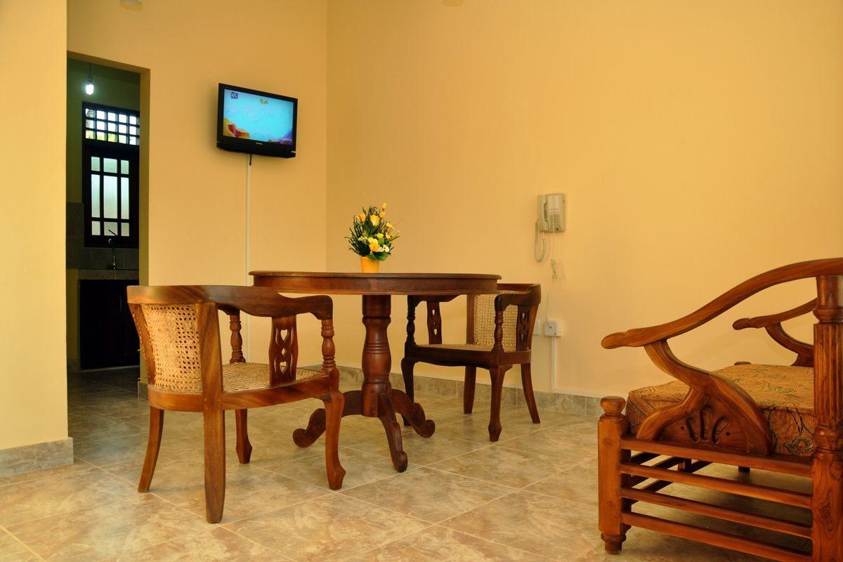 Airport Green View Resort Andiambalama 외부 사진