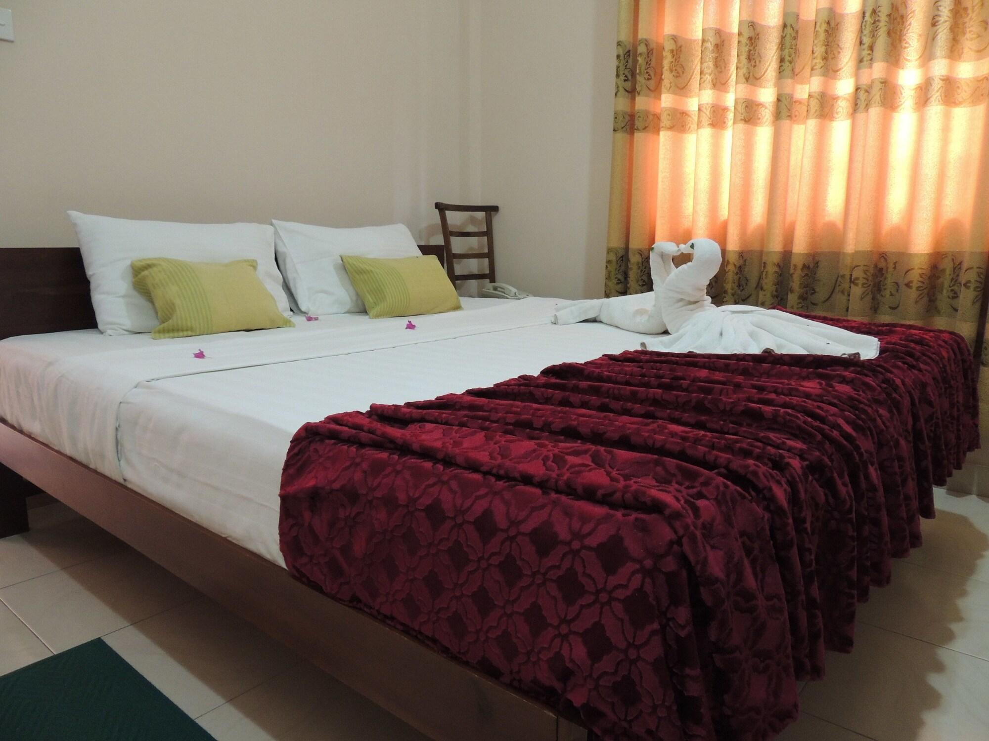 Airport Green View Resort Andiambalama 외부 사진