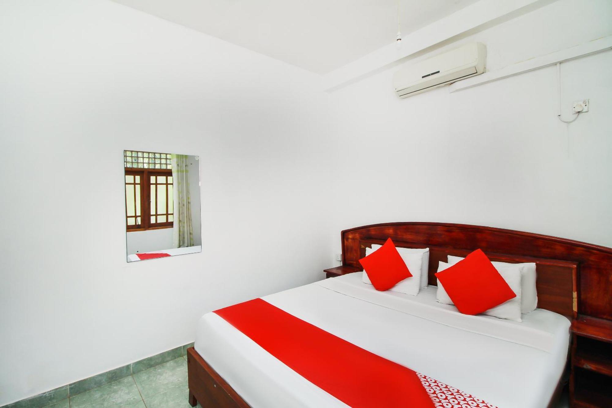 Airport Green View Resort Andiambalama 외부 사진