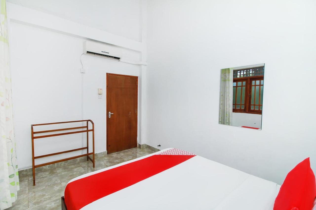 Airport Green View Resort Andiambalama 외부 사진