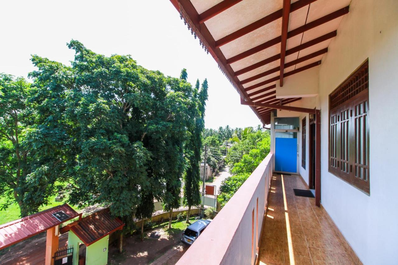 Airport Green View Resort Andiambalama 외부 사진
